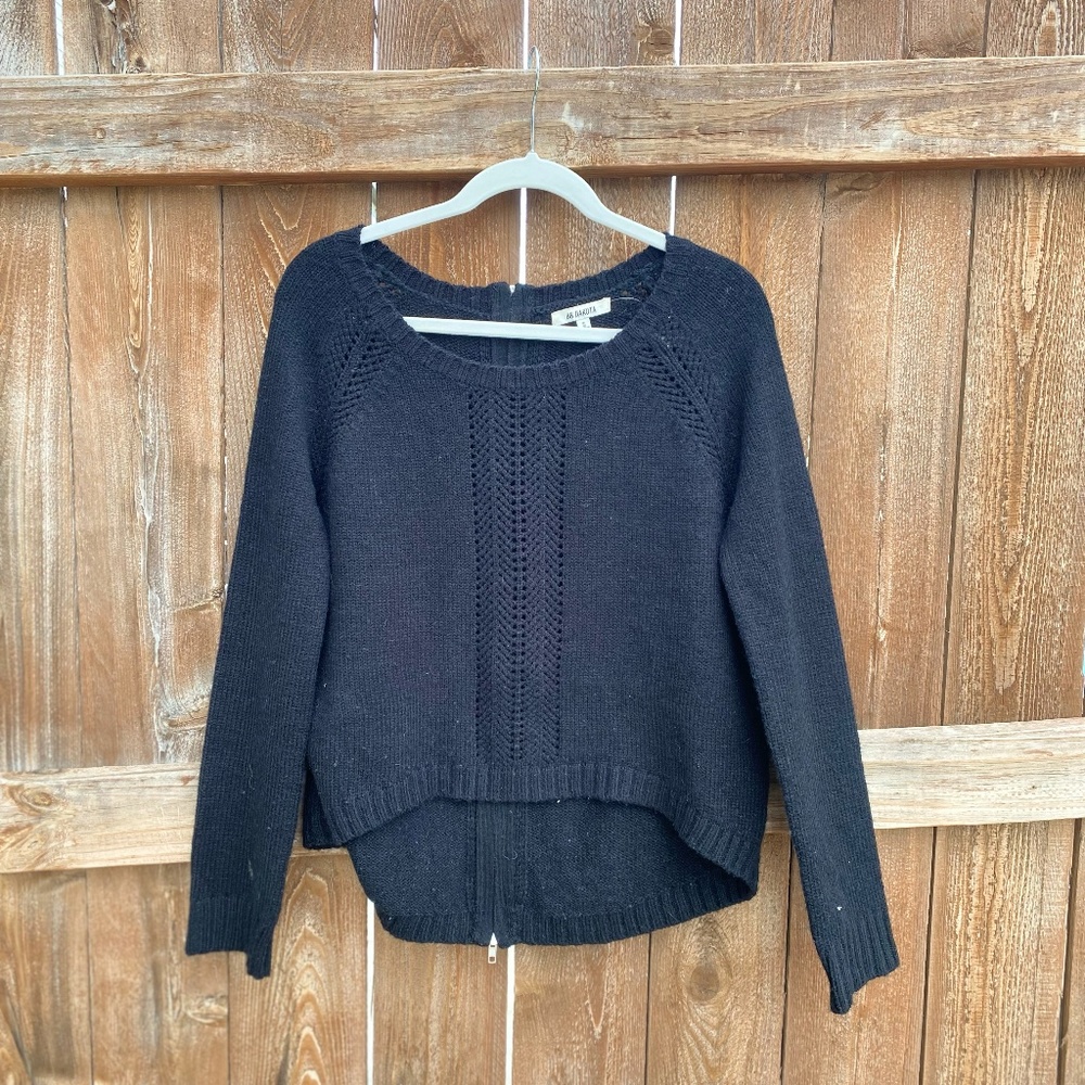 BB Dakota black sweater